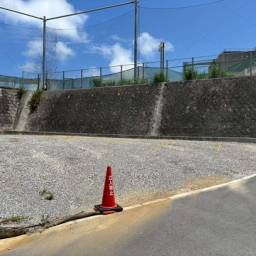 宮平パーキング 石嶺駅まで徒歩4分(約300m)!石嶺町3丁目に貸駐車場ができました。乗用車OK、車庫証明取得可能な駐車場です。