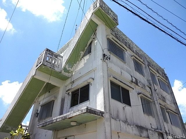 首里城裏手側にお手頃家賃のお部屋が空きました。和洋タイプのお部屋です。