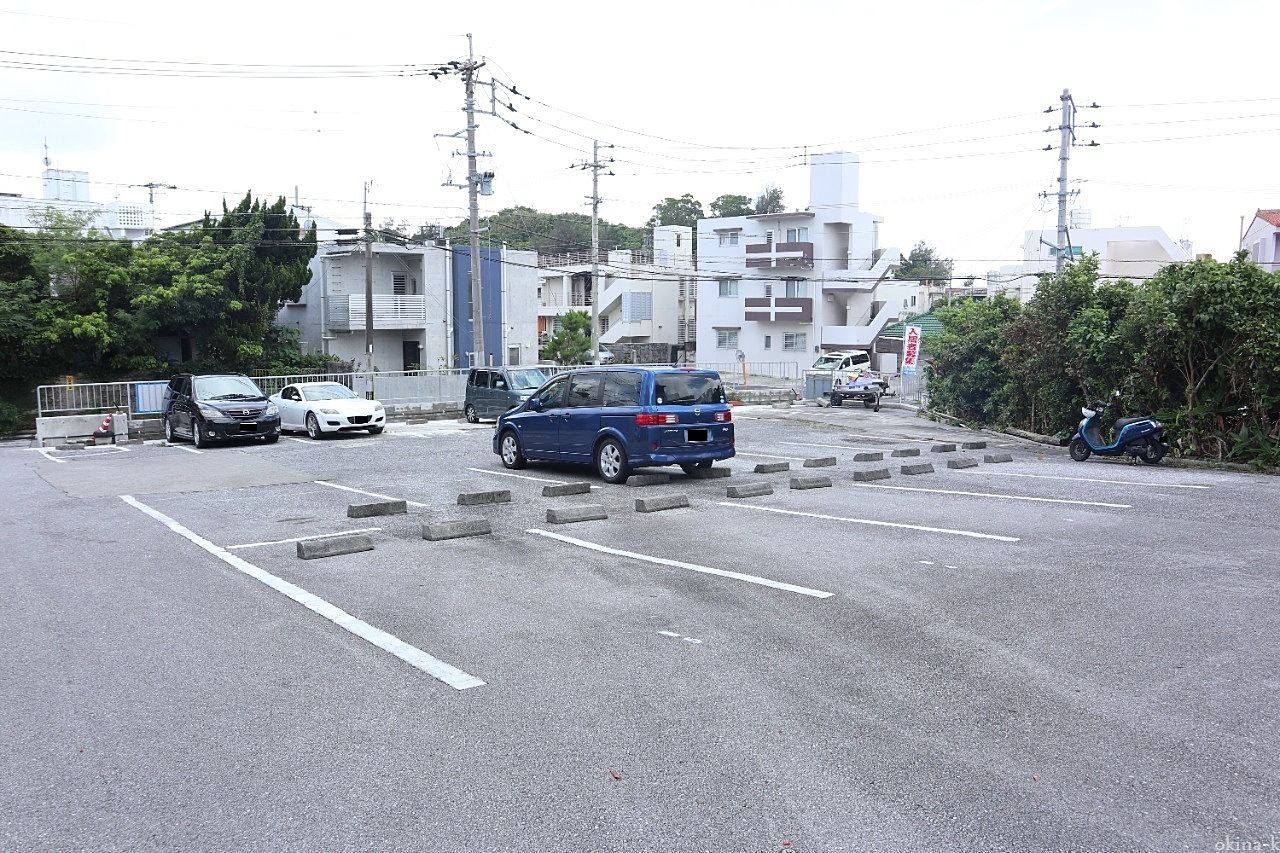 首里石嶺町　海邦中学校　海邦高校　首里　駐車場　首里駅